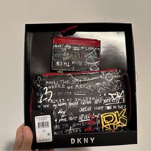49. NWT DKNY BLACK GRAFFITI TOP ZIP CROSSBODY BAG & MATCHING WALLET COIN PURSE